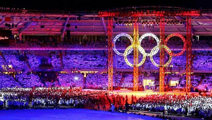10 лютого 2006 року. Урочиста церемонія відкриття XX Олімпійських зимових ігор у Туріні (Італія)