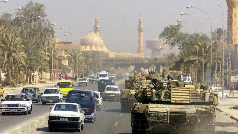 08 квітня 2003 року. У результаті обстрілу американським танком готелю «Палестина» у Багдаді загинули два